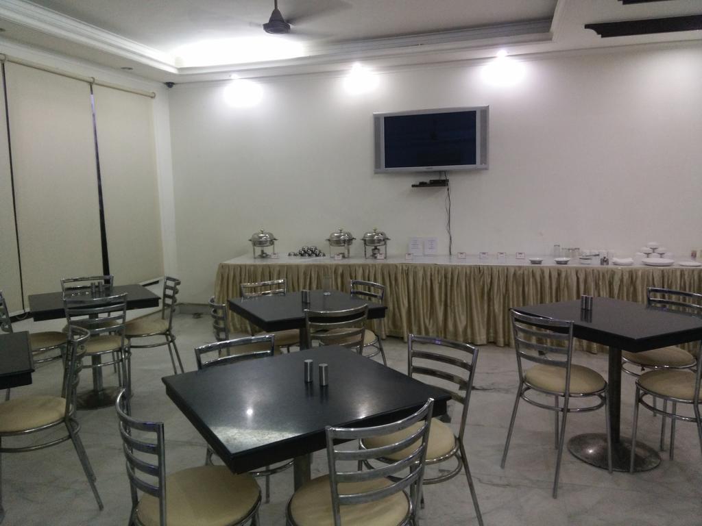 Enkay Residency JCM Guest House Gurgaon Restaurant