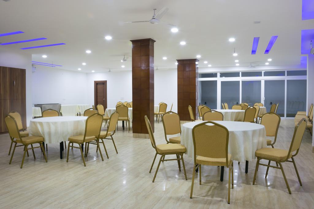 Bawa Residency Hotel Gurgaon Restaurant