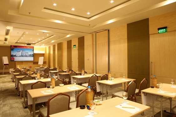 Ibis Hotel Gurgaon Restaurant