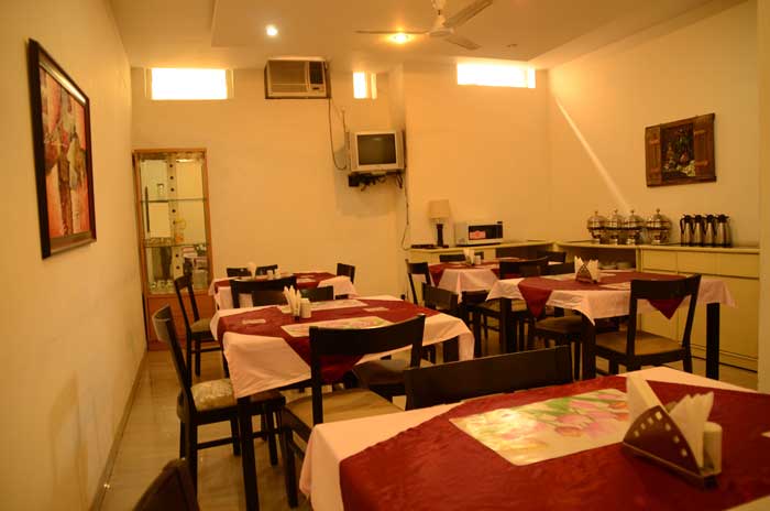 Krishna Residency Hotel Gurgaon Restaurant