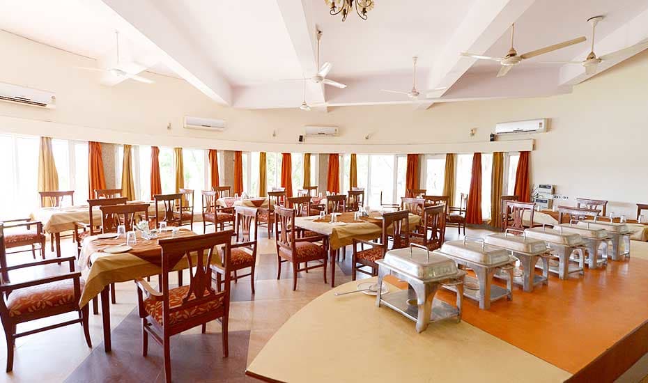 Saras Tourist Resort Gurgaon Restaurant