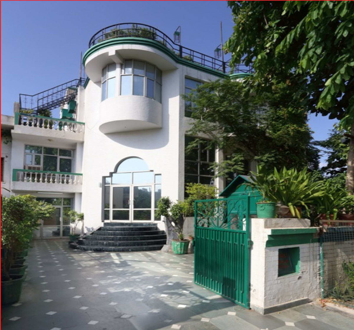 Up Country Guest House Gurgaon
