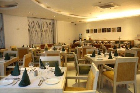 Emblem Hotel Gurgaon Restaurant